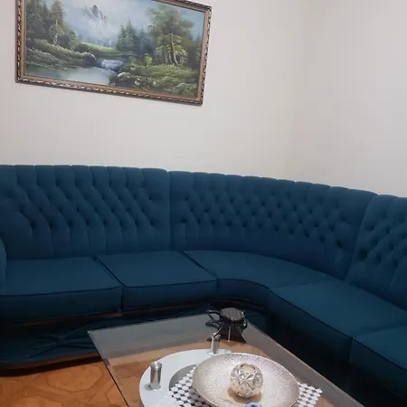 아파트 Malsi 2 Bedrooms Vlorë