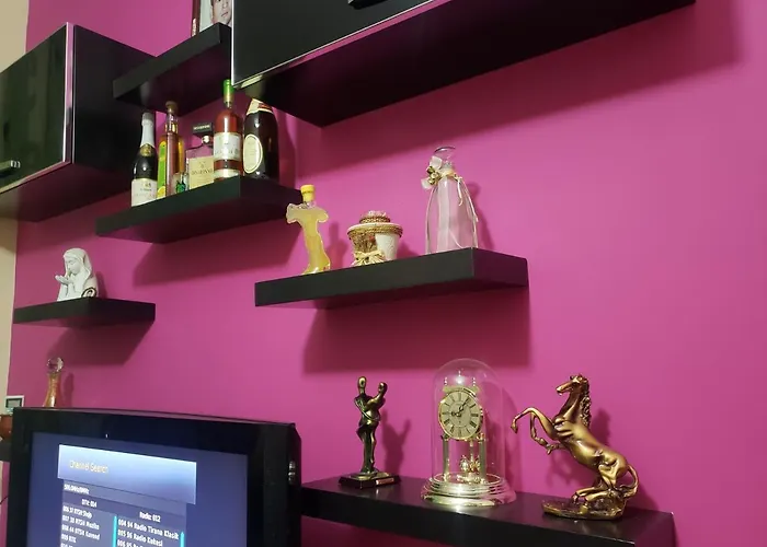 Malsi 2 Bedrooms 公寓 *